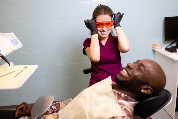 How A Dentist Can Help You Improve Your Oral Health